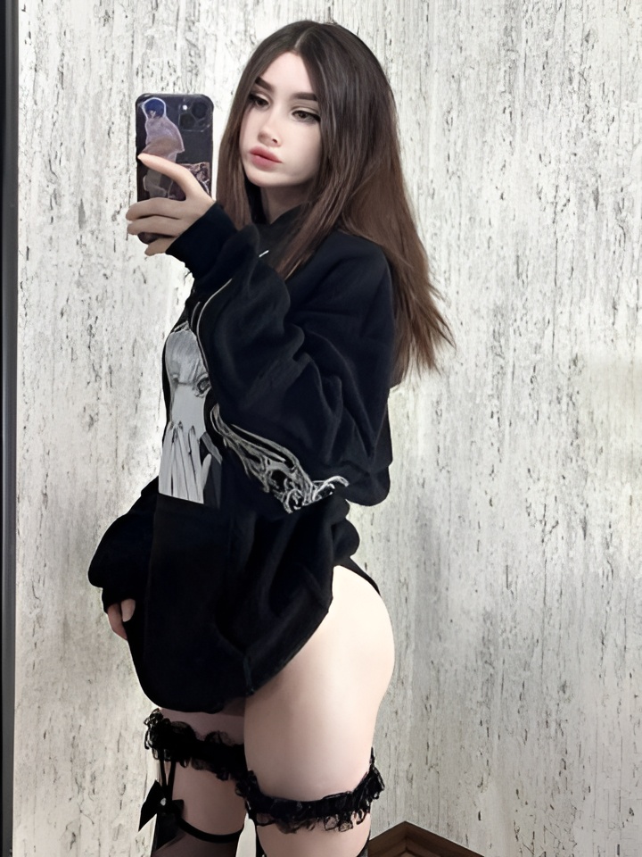 Карина привлекальеная девушка из Петродворец цена от 5000 руб