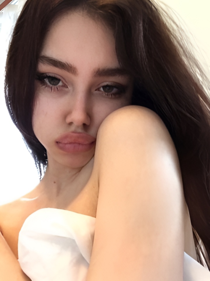 Владислава привлекальеная девушка из Петродворец цена от 10000 руб