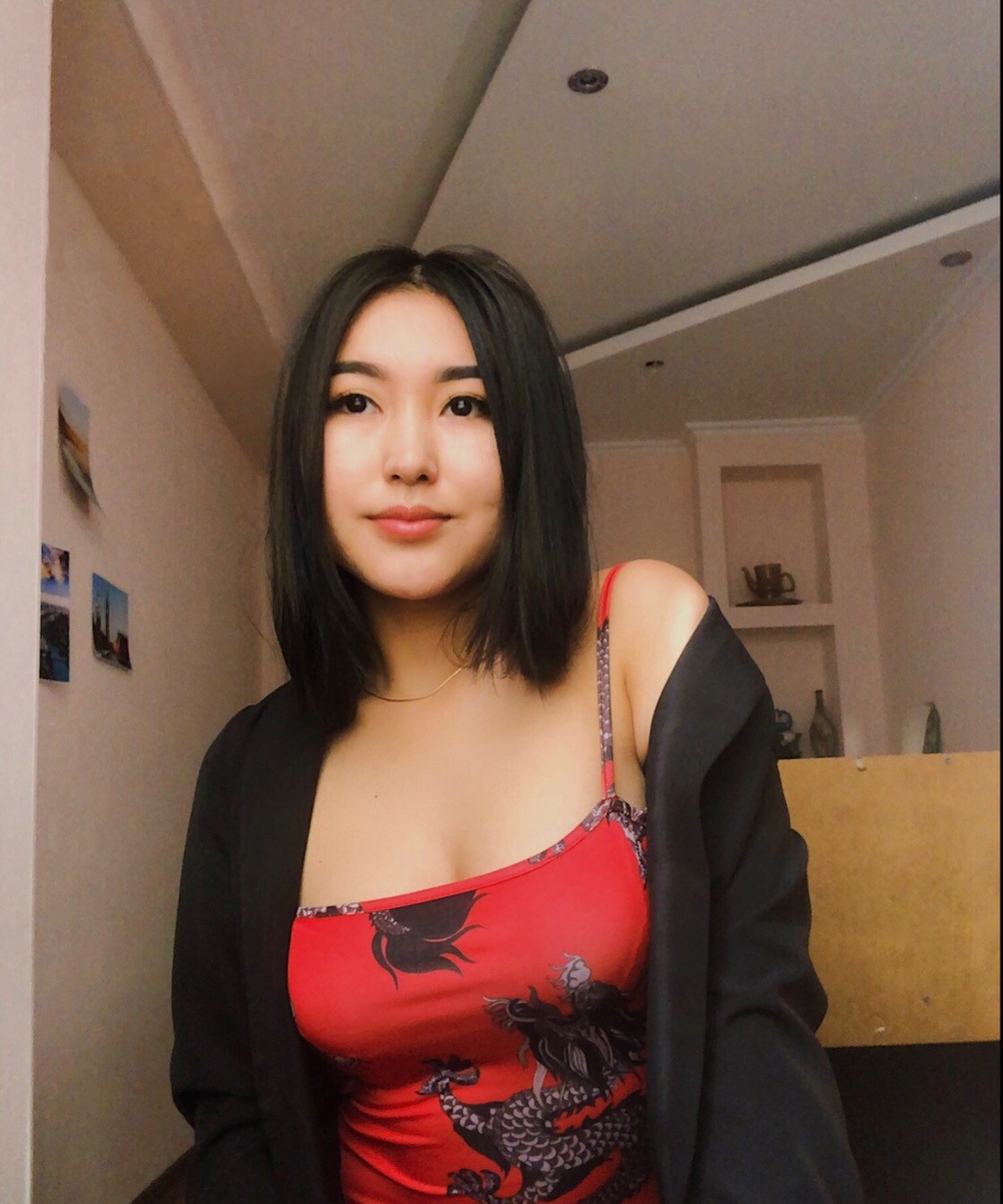 Неля привлекальеная девушка из Петродворец цена от 3000 руб