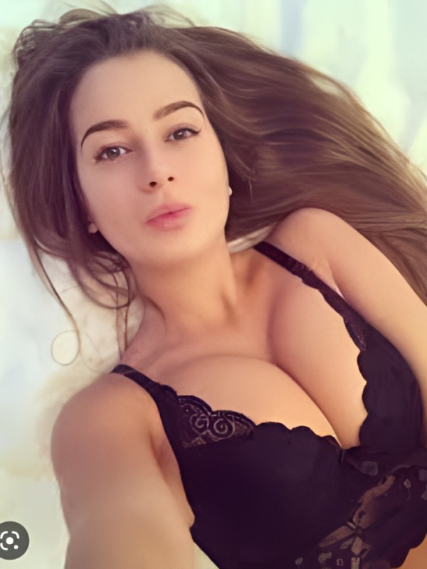 Мирослава привлекательная девушка из Петродворец цена от 3000 руб