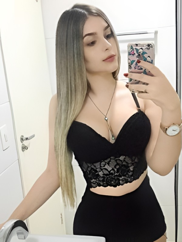 Снежанна привлекательная девушка из Петродворец цена от 3000 руб